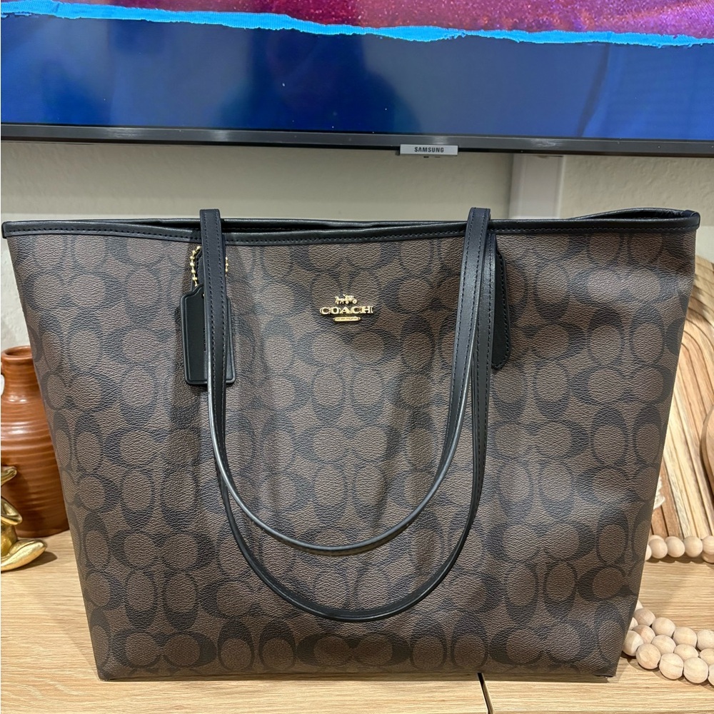 Coach Brown and Black City Tote Bundle